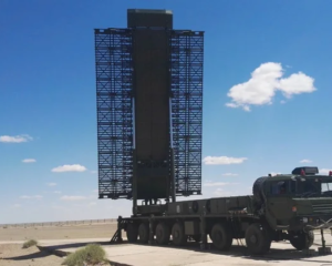 YLC-8E UHF Band 3D Surveillance Rader